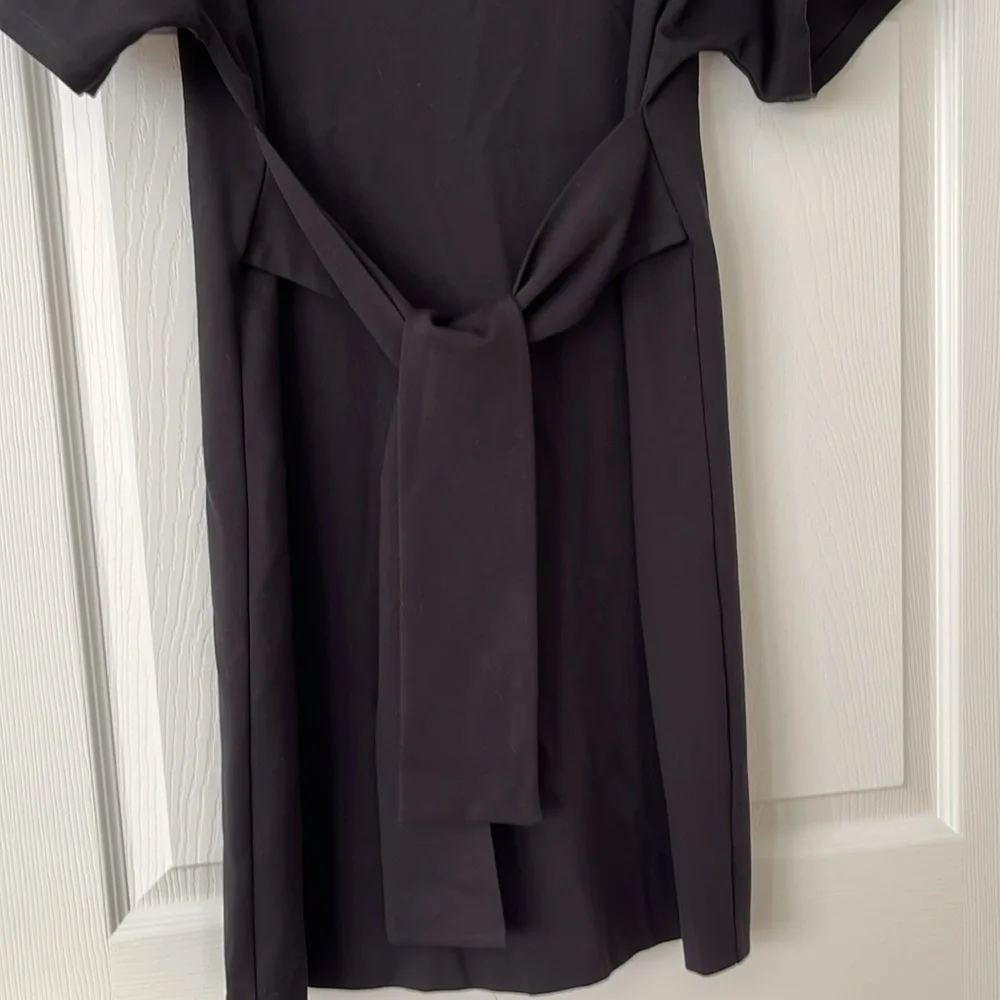 EXPRESS DRESS! - Picture 2 of 7